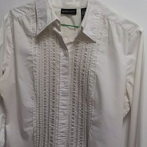 Ladies button up top
